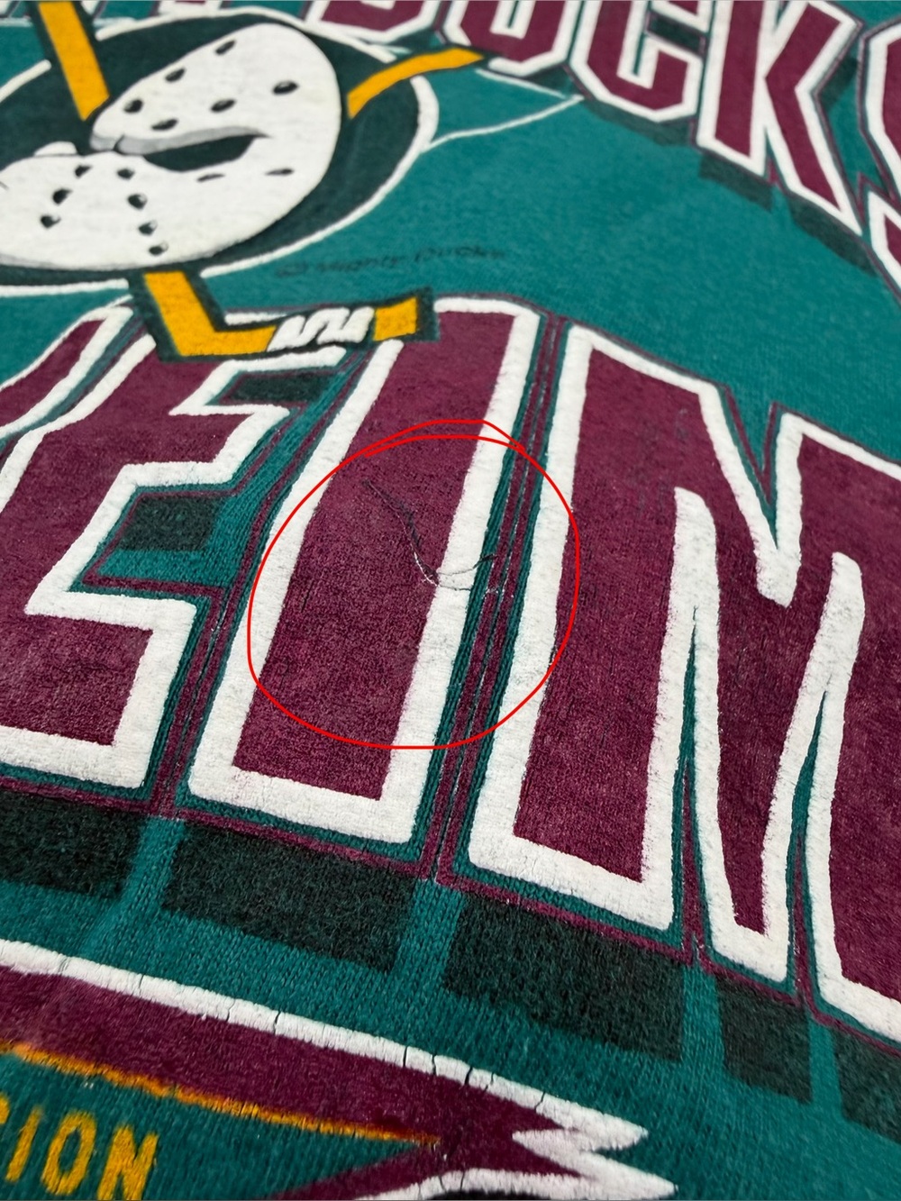 Vintage 90's Pro Edge Size Large Anaheim Mighty Ducks 3/4 Sleeve NHL Boxy Shirt - Picture 9 of 9